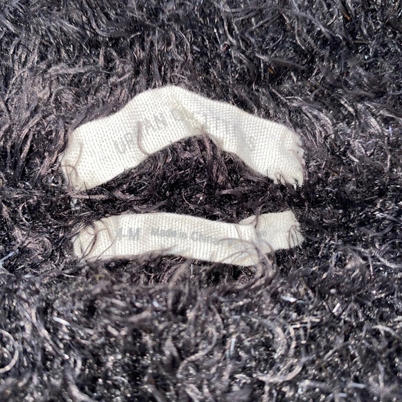 Urban outfitters cropped sweater - Picture 2 of 3
